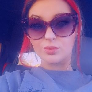 Meet your Posher, Shelby